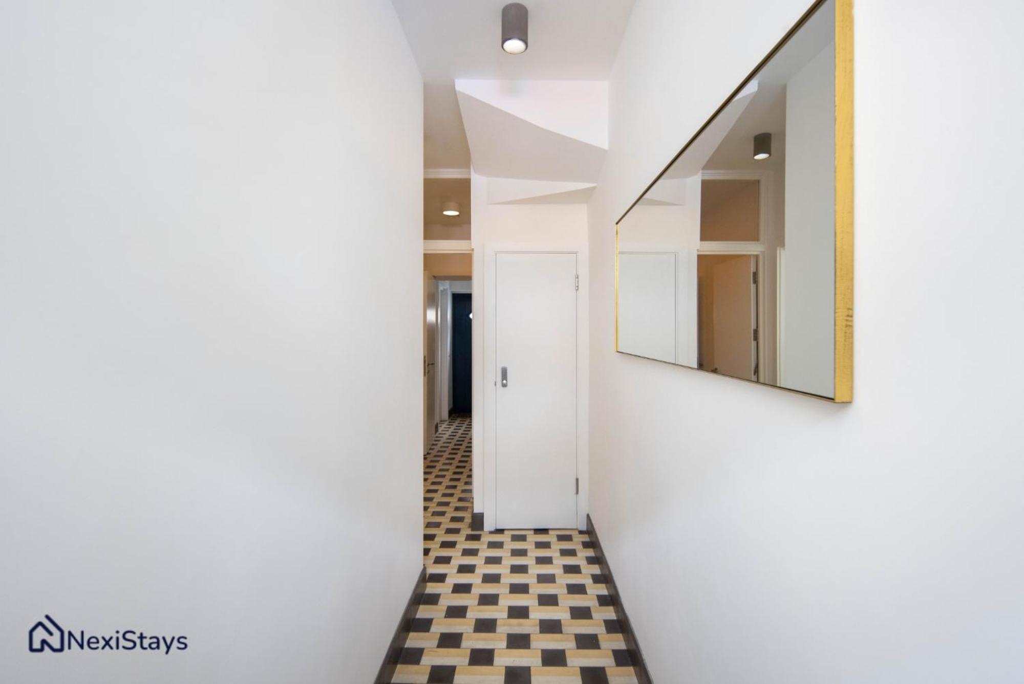 1 Min Walk To Euston Station, Modern Townhouse Apartment Лондон Екстериор снимка