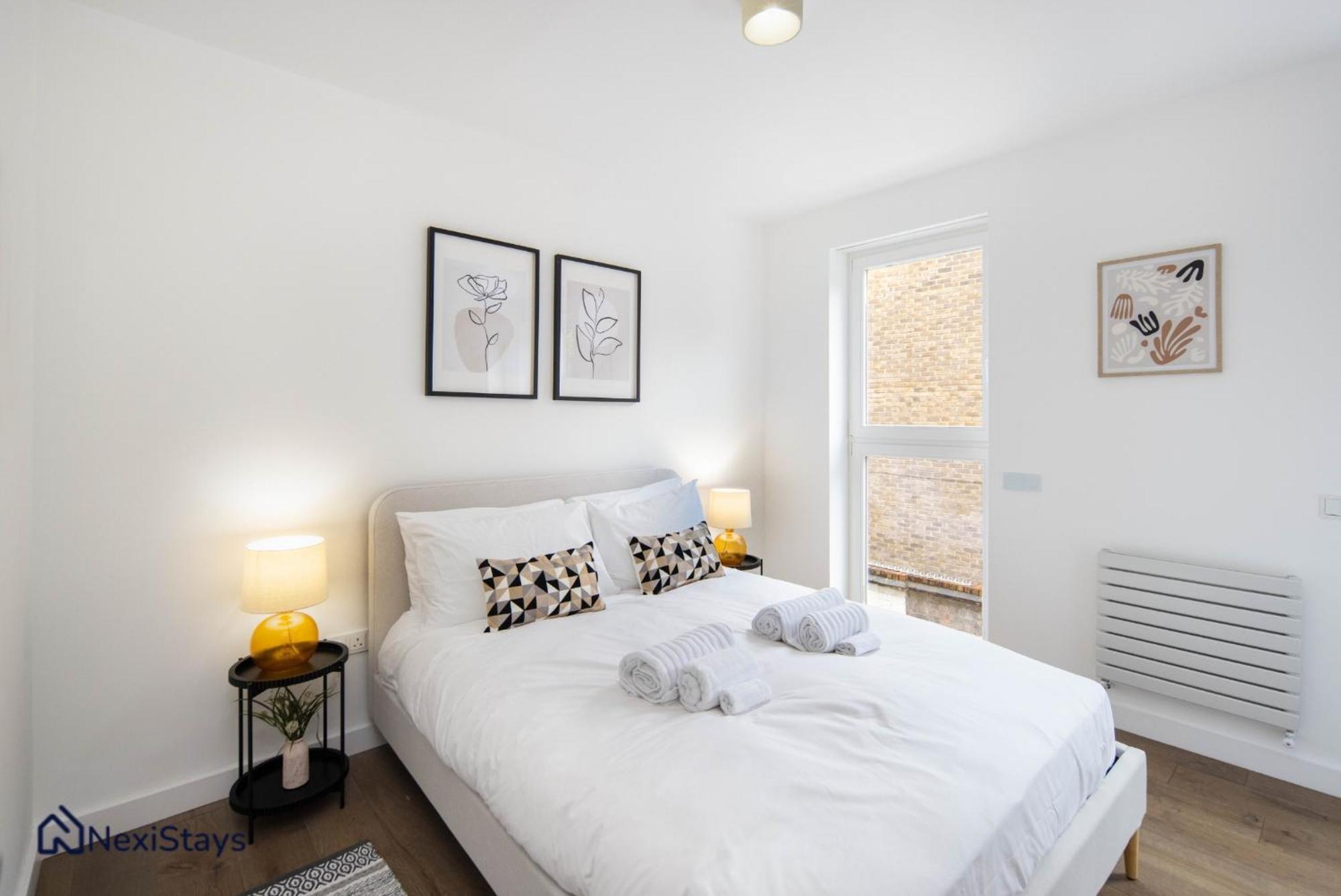 1 Min Walk To Euston Station, Modern Townhouse Apartment Лондон Екстериор снимка